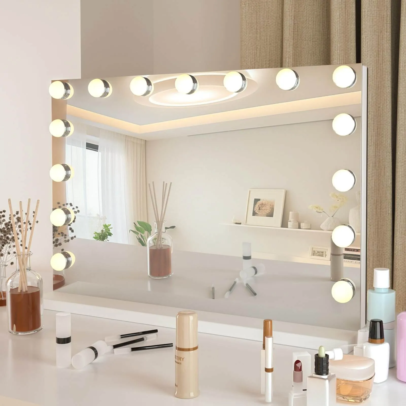 Hollywood Vanity Mirror with Lights 15 Bulbs HW1156